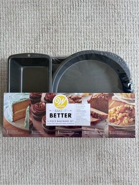 Wilton 5 piece baking set